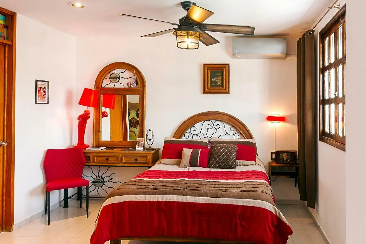Bed and Breakfast Casa Blanca Boutique & Organic Cancún 3*,